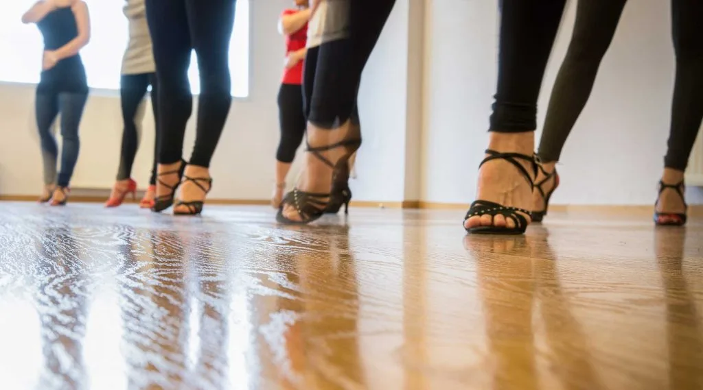 Escuela de Baile Norte Latino