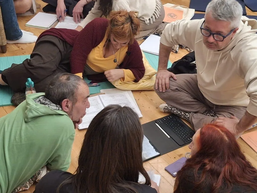 Loratu - Escuela Oficial de Biodanza SRT Bilbao